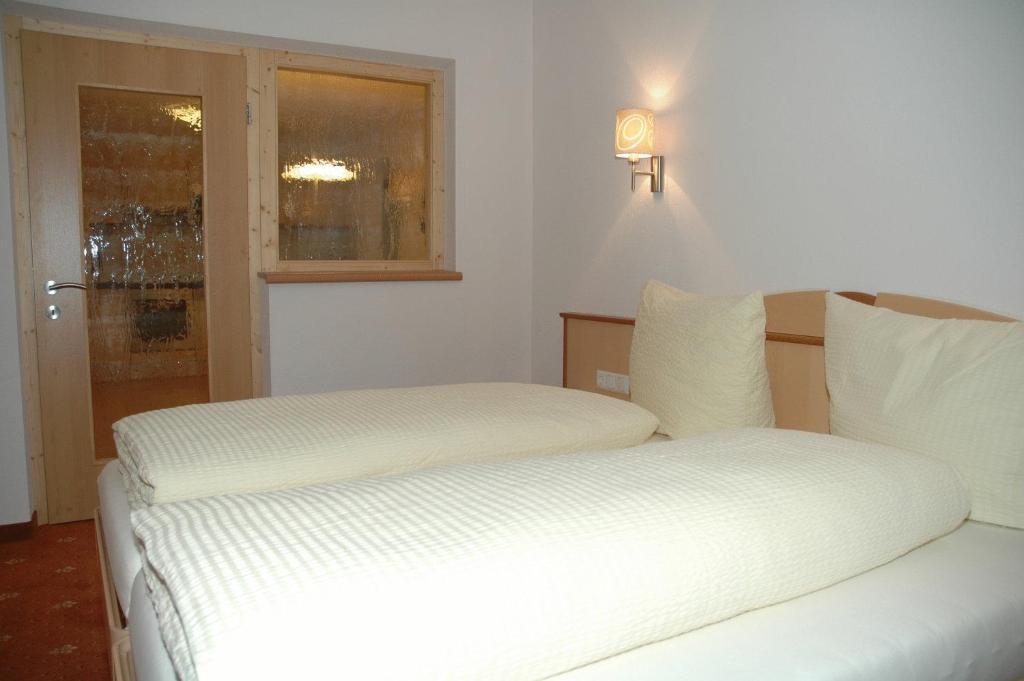 Appartementhaus Zum Zegger Neustift im Stubaital Phòng bức ảnh